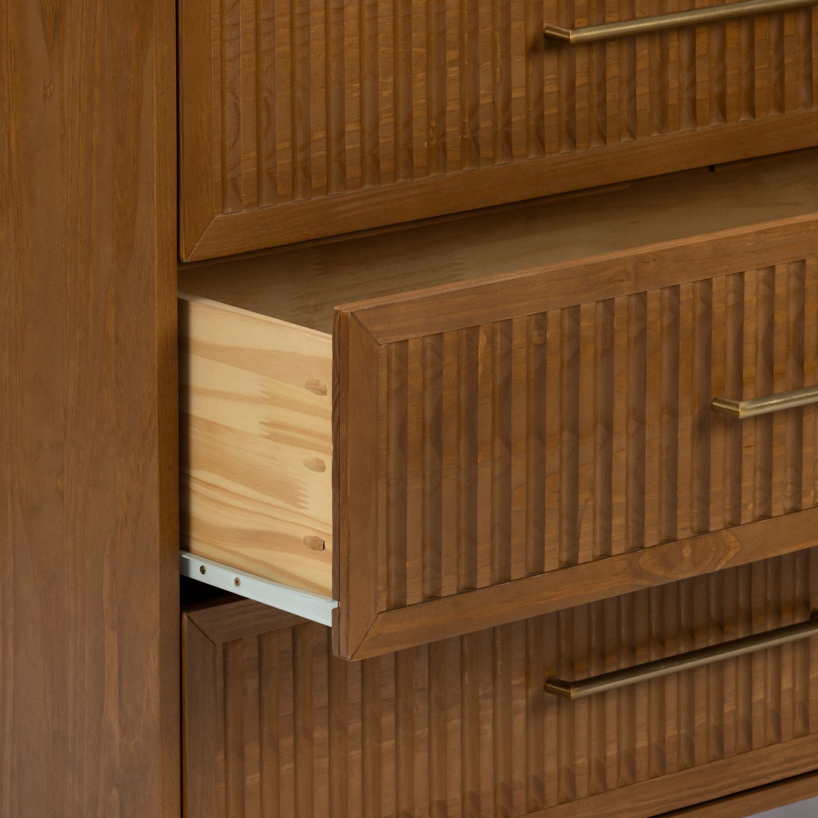 Sera 3-Drawer Dresser - Image 3