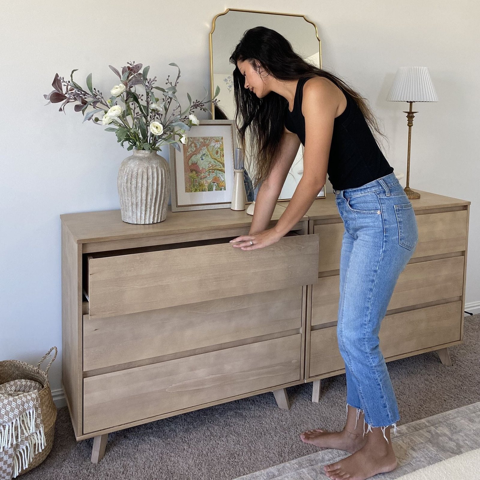 Modern 3-Drawer Dresser - Image 2